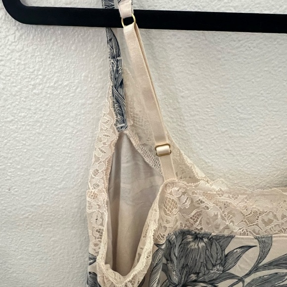 SOMA | Matching blue floral cami & short set. - Picture 7 of 8